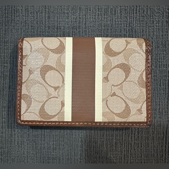 Coach Handbags - Coach Card Wallet